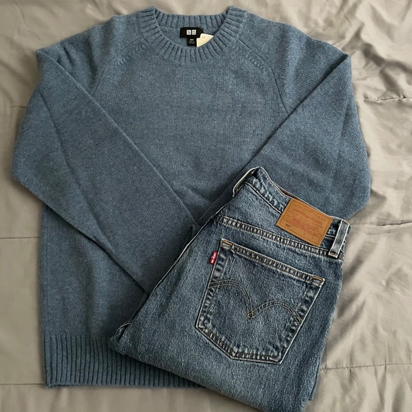 Uniqlo 100% Premium Lambswool Crewneck Sweater - Picture 8 of 8